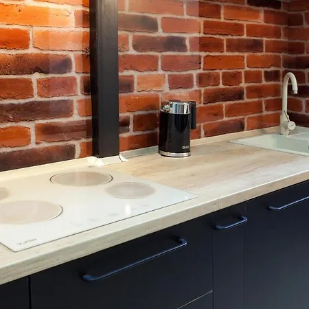 Апартаменти Leogrand On Khmelnytskoho 11 *