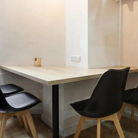 Leogrand On Khmelnytskoho 11 דירה לבוב