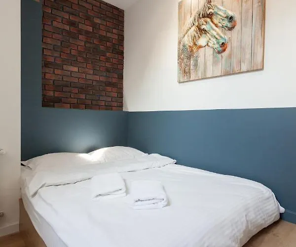 Leogrand On Khmelnytskoho 11 * Leópolis